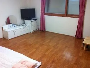 Beach Story Hotel Jeju 2*,